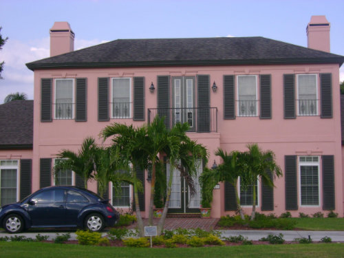Colonial home with black Colonial shutters