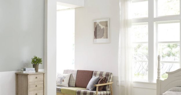 windows in a bedroom